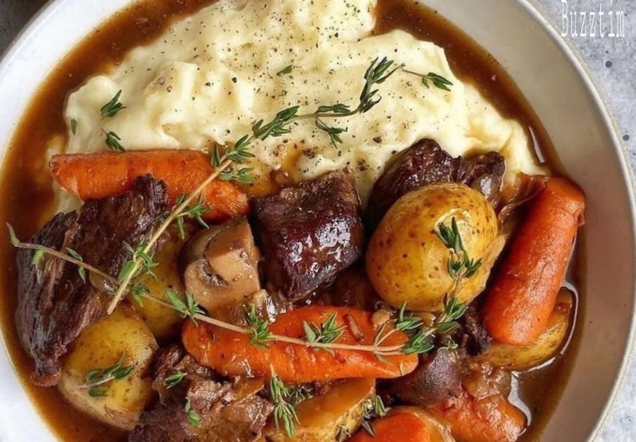 Red WineBraised Beef Stew With Potatoes And Carrots