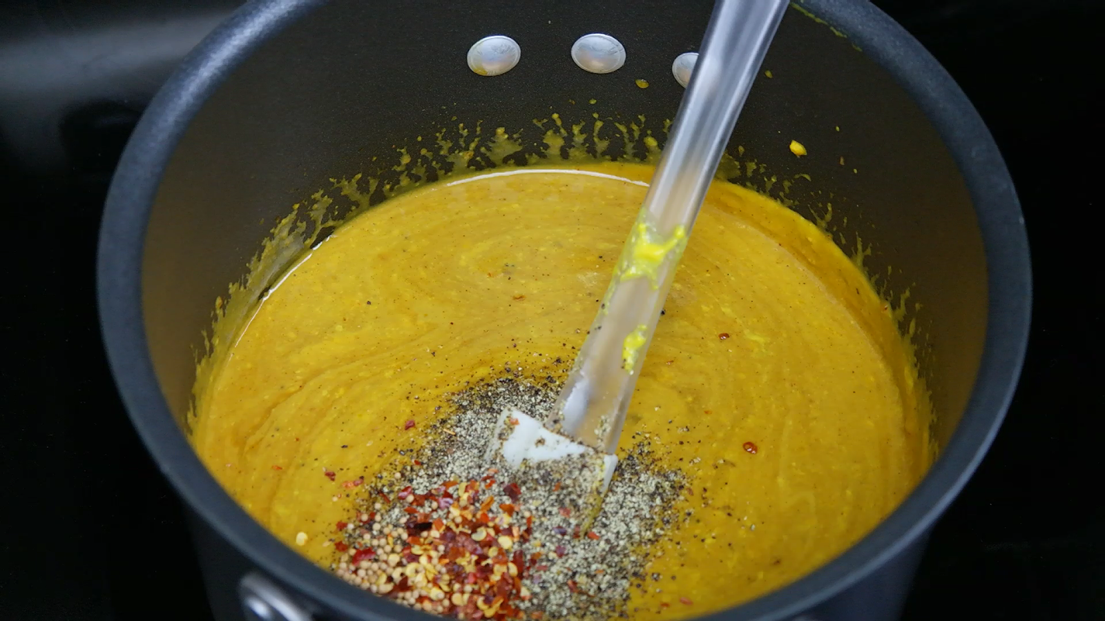 White Thunder BBQ Yellow Gold Carolina BBQ Sauce