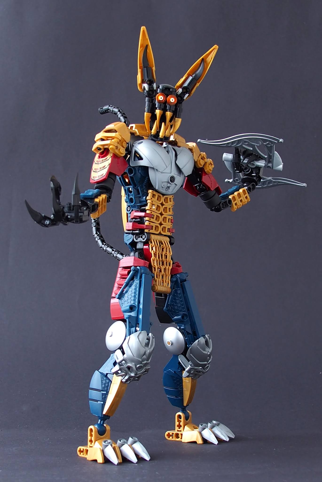 Botar | Cyclopic Bricks