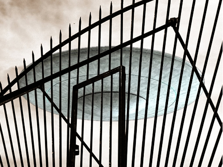 UFO Gatekeepers: You Shall Not Pass