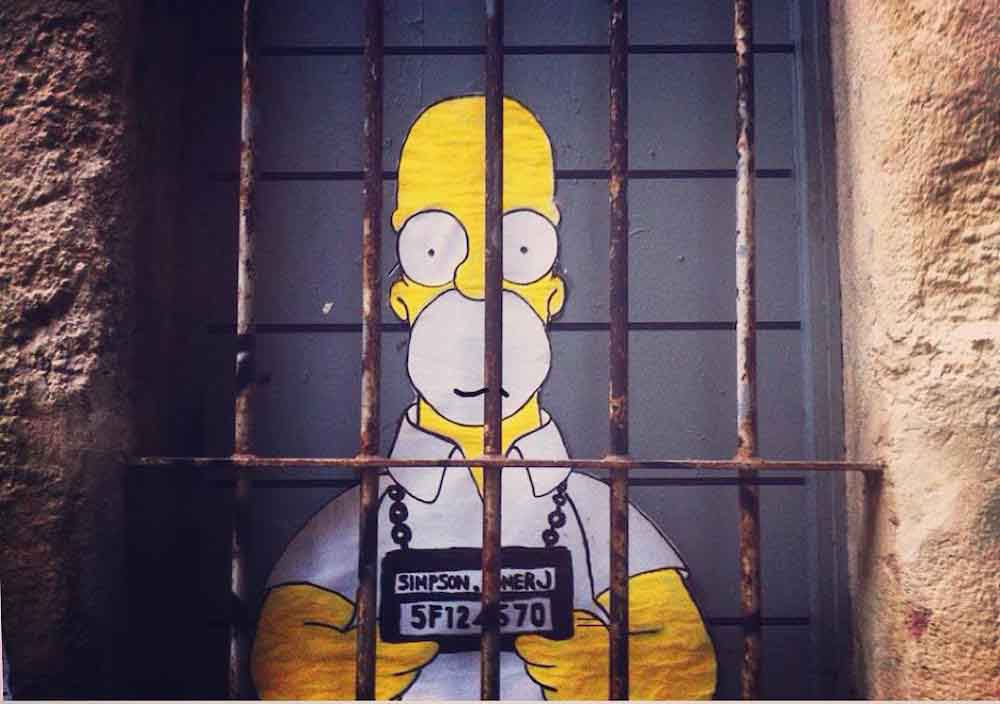 إبداع الرسم على الجدران L فنان فرنسي يبدع في تحويل جدران قديمة الى لوحات فنية مبهرة