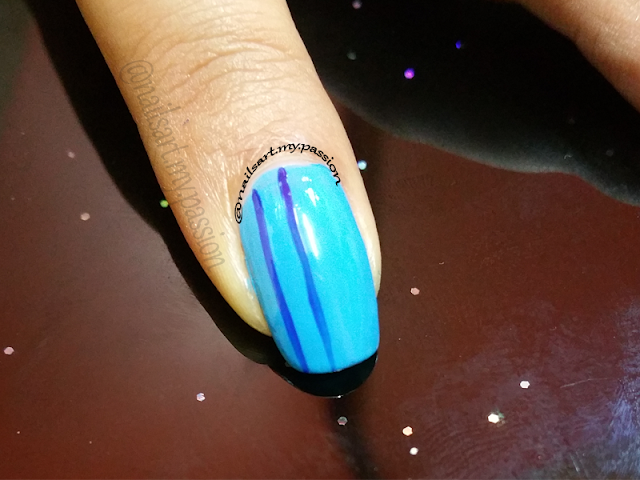 Tutorial 3: Blue Stripped Flower Nails