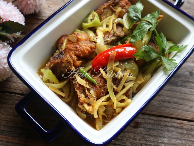 Ikan Masak Cuka Azie Kitchen