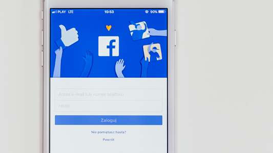 كيفية استعادة حساب فيس بوك عن طريق رقم الهاتف 