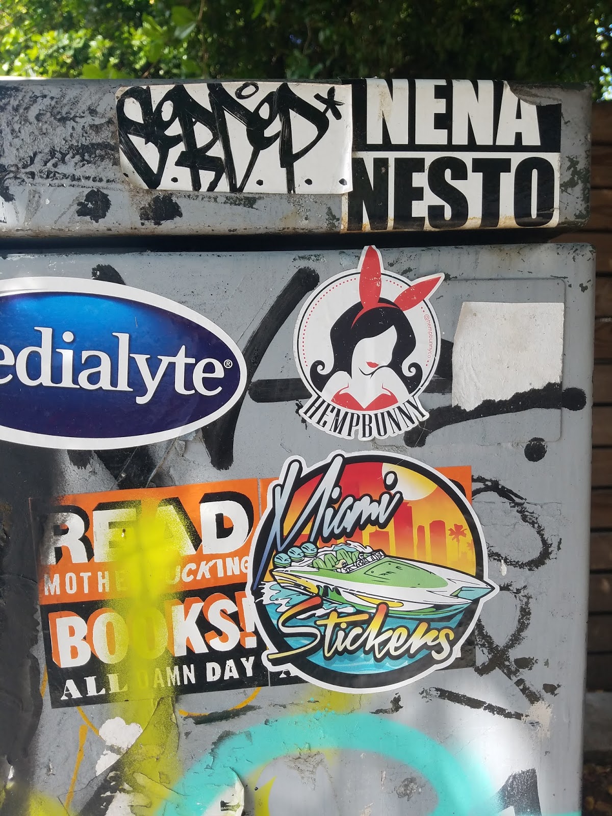 SIGN SHOP MIAMI MIAMI STICKERS EXTRA STICKY BEST DECALS WYNWOOD PRINTING & SIGNAGE