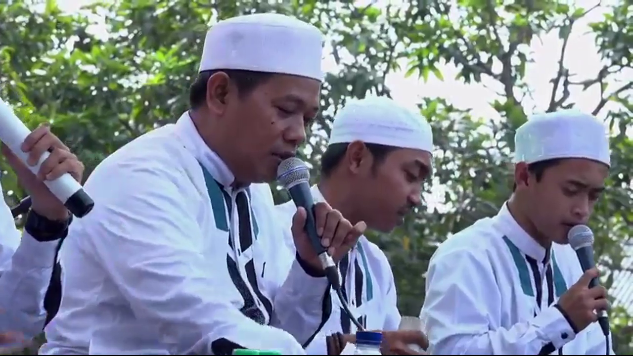 Lirik Teks Sholawat Sholli wa salim ya Salam Arab Latin Lengkap - Al