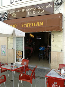 PATROCINADOR HELADERIA CAFETERIA LA ESCALA