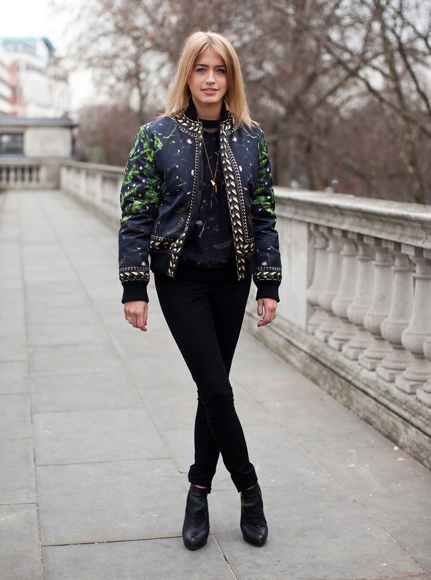 меховой бомбер женский с чем носить. бомбер с джинсами мужской. можно ли носить бомбер. куртка бомбер мужская лук. бомбер спорт шик.