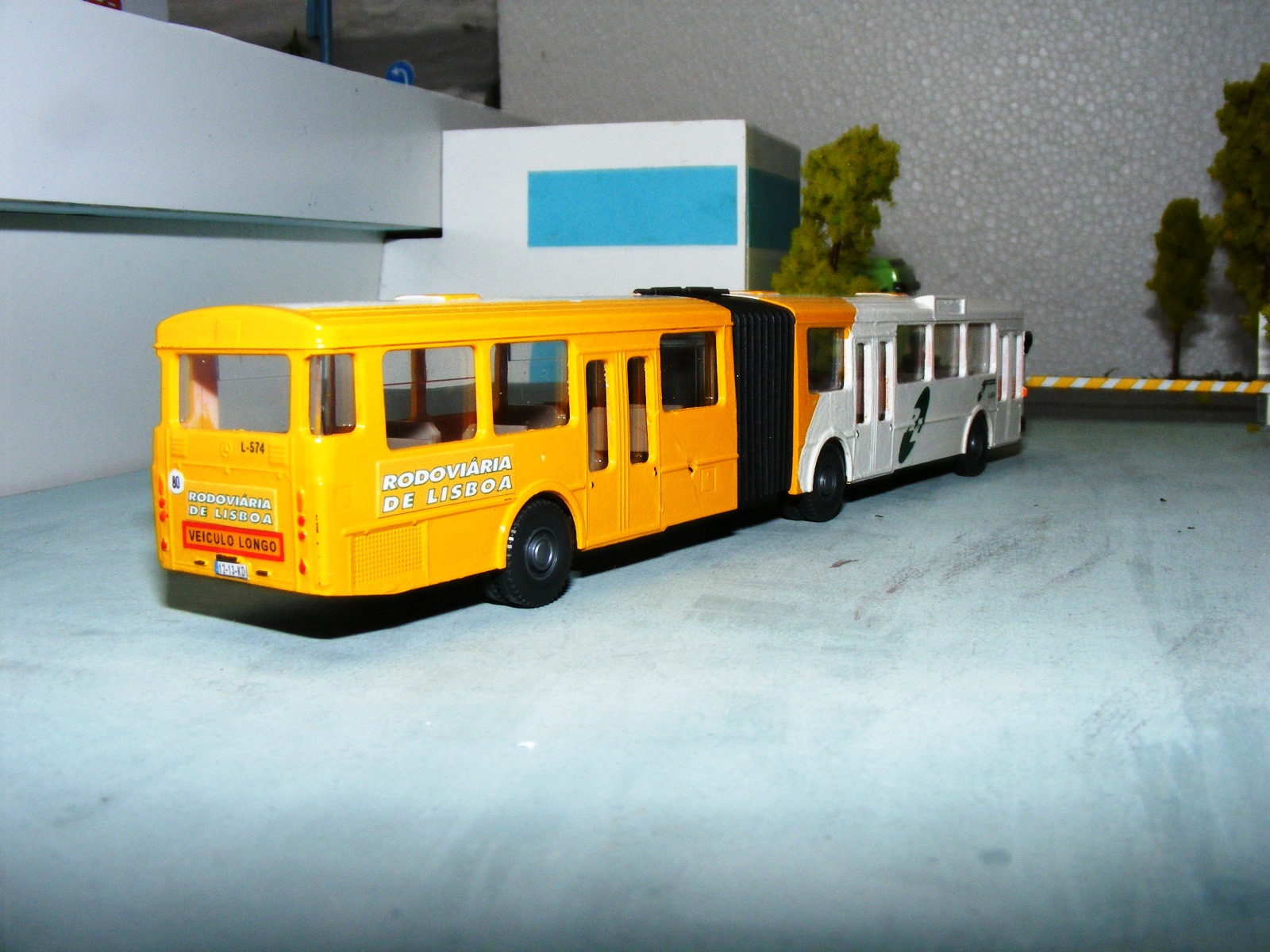 Wiking 1/87 Mercedes O 305 G Bus Articulé Beige - Modèle HO Sans Boîte