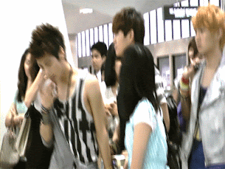 팬들 패는 아이돌 매니저들