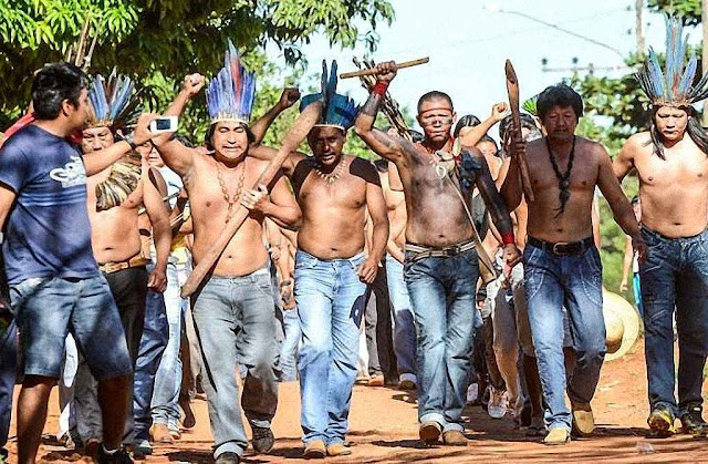 Invasão de fazenda em Mato Grosso do Sul.