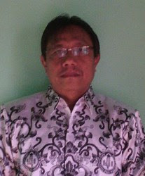 Drs. AGUS SUDARTONO