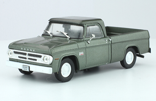 grandes autos memorables Dodge D100
