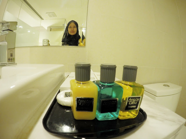 BERCUTI DAN MENGINAP DI STRAITS HOTEL & SUITES BANDAR MELAKA BERCUTI DAN MENGINAP DI STRAITS HOTEL & SUITES BANDAR MELAKA