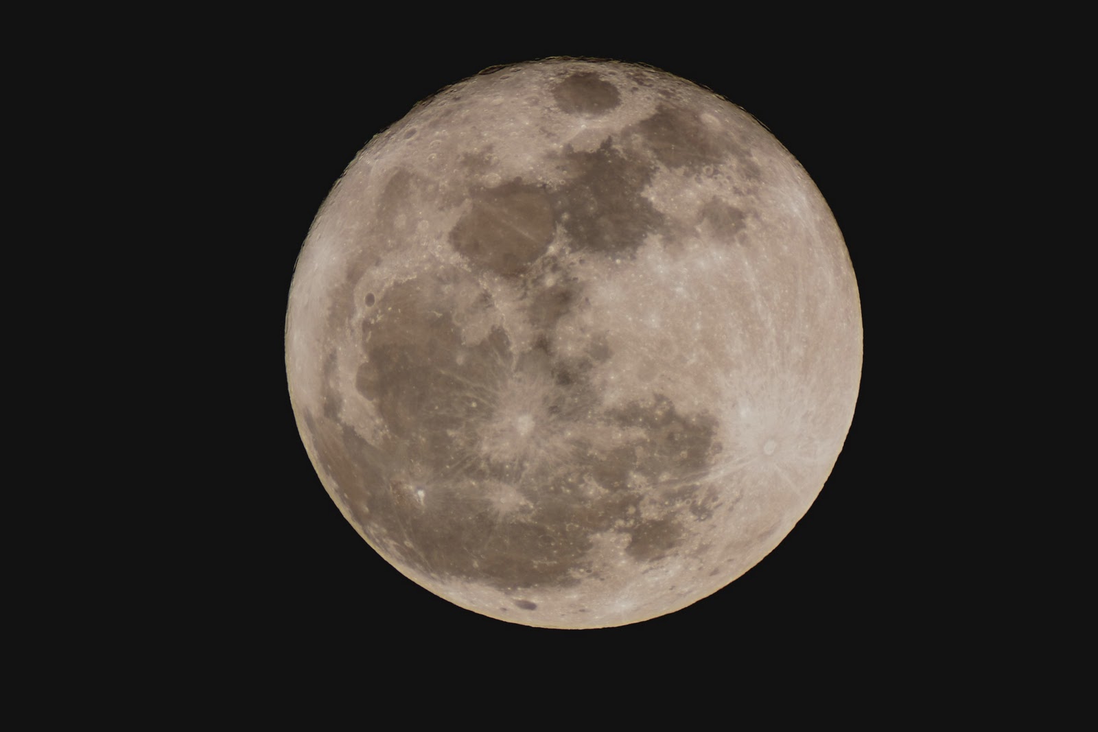 23 апреля луна. HDRI Луна. Луна 23.