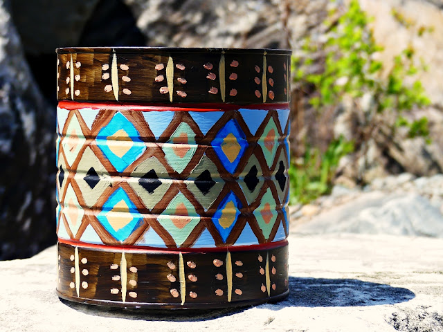 DIY Folk Pot by Minaz Jantz,  Checker Field