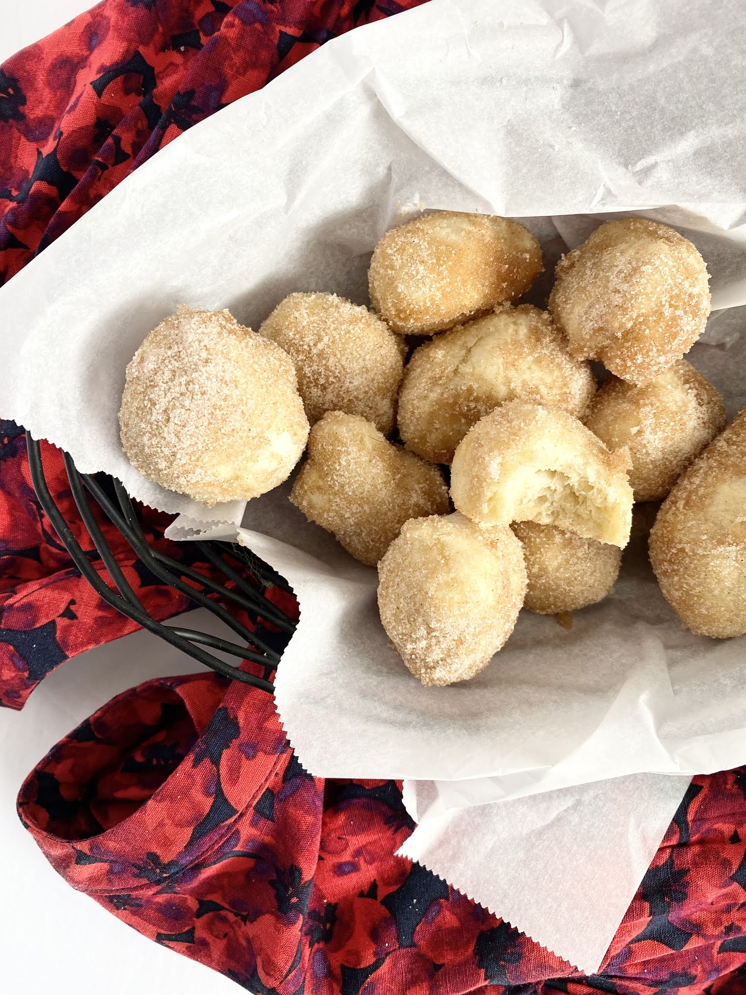 Air Fryer Donut Holes (using pizza dough) Ally's Sweet & Savory Eats