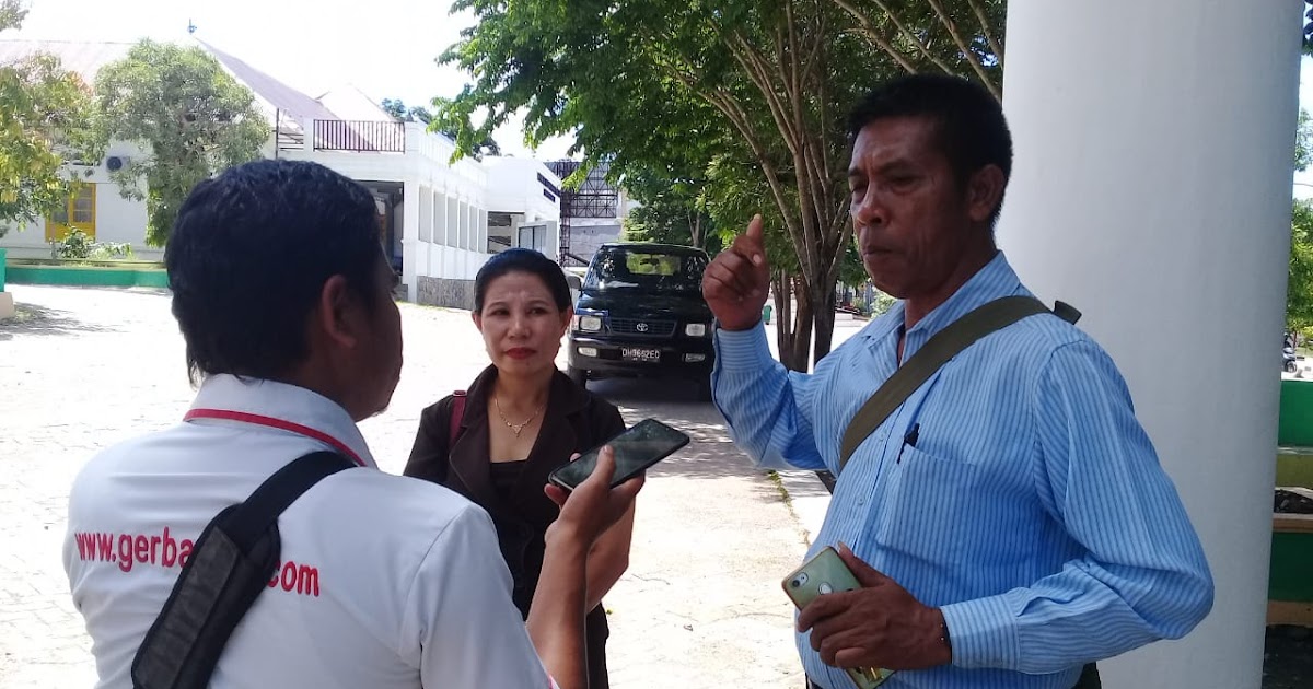 Dipecat Dari Karyawan Ksp Pintu Air Vinsensia Mengadu Ke Dprd Belu Gerbang Ntt