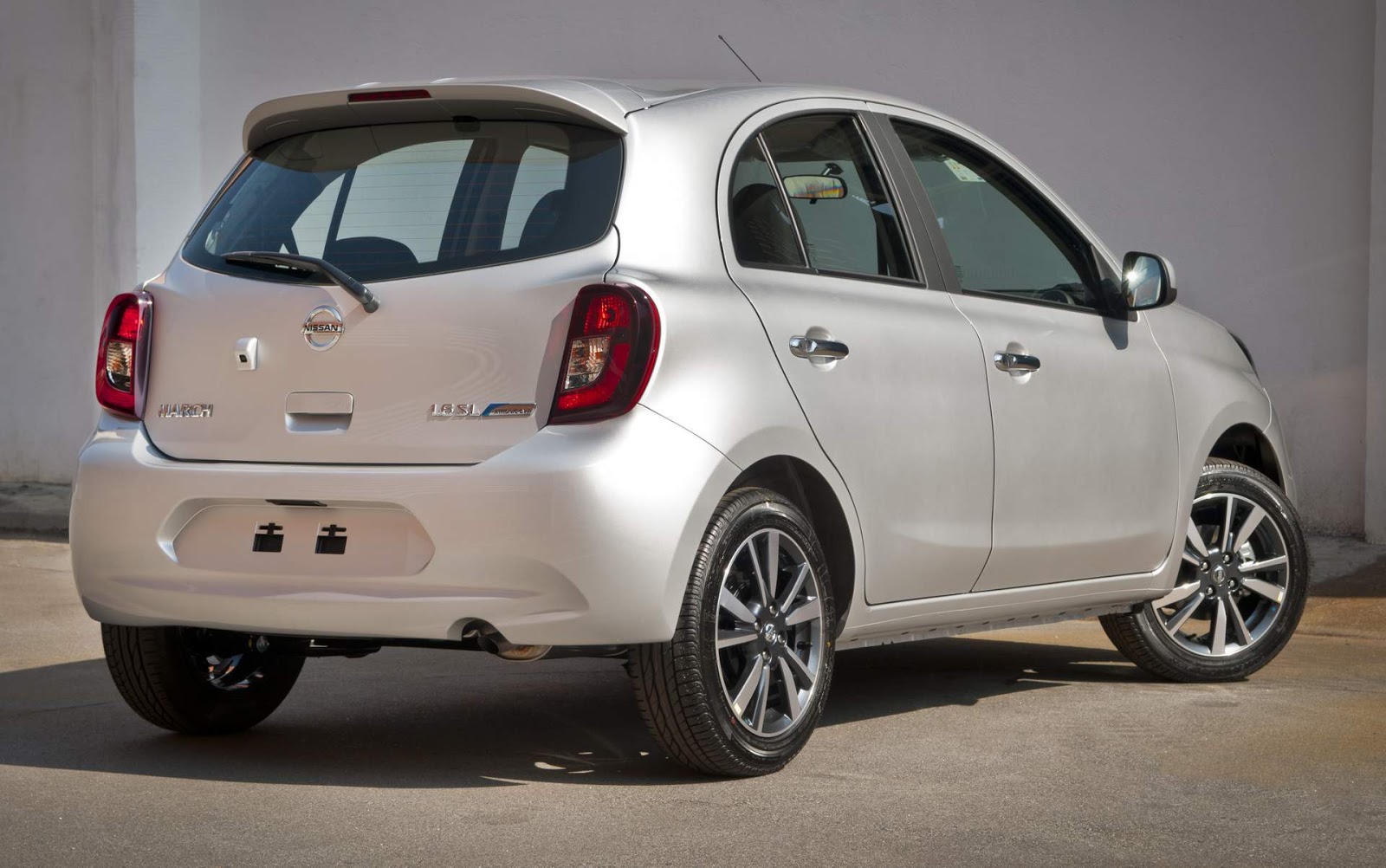Nissan March 2019 preço, consumo e ficha técnica fotos