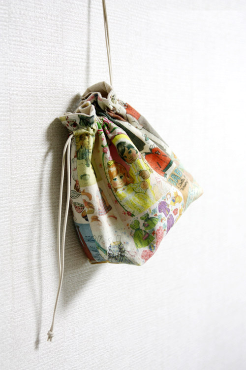 Drawstring Fabric Gift Bag Tutorial DIY Tutorial Ideas!