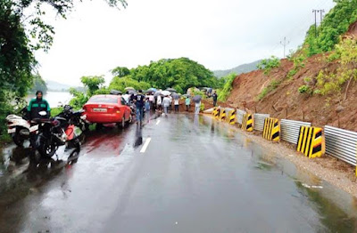 Landslide on Mumbai-Goa highway causes traffic jam