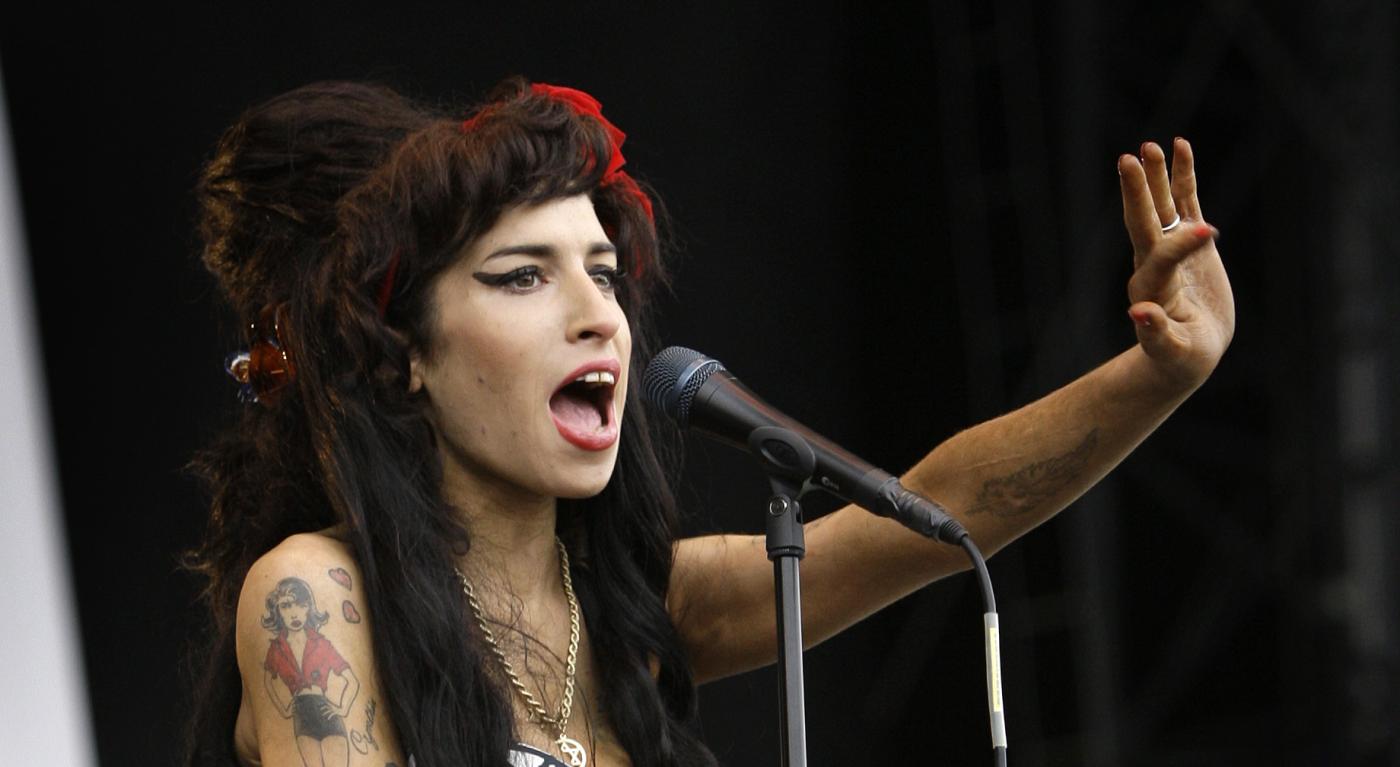 Amy Winehouse tentò il suicidio a 10 anni Musica Notizie Amy Winehouse tentò il suicidio a 10 anni Musica Notizie