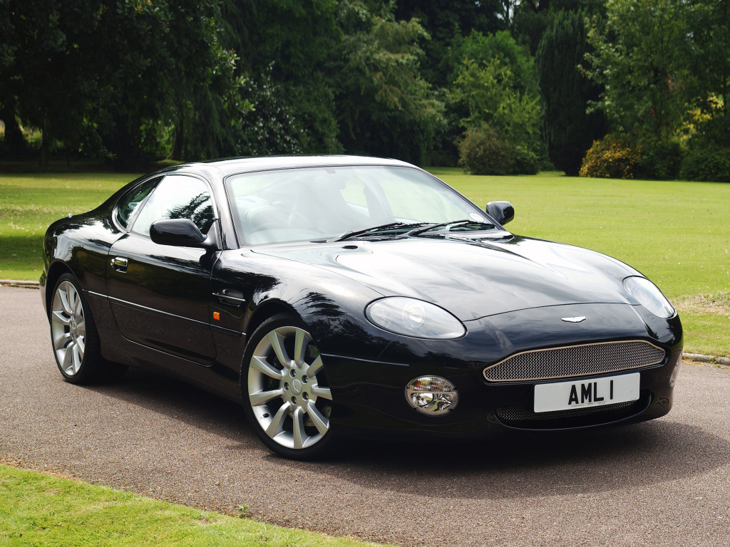 Definitely Motoring: Aston Martin DB7 – The James Bond car that wasn't
