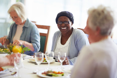 https://theshores.umcommunities.org/the-shores/how-to-make-friends-in-assisted-living/