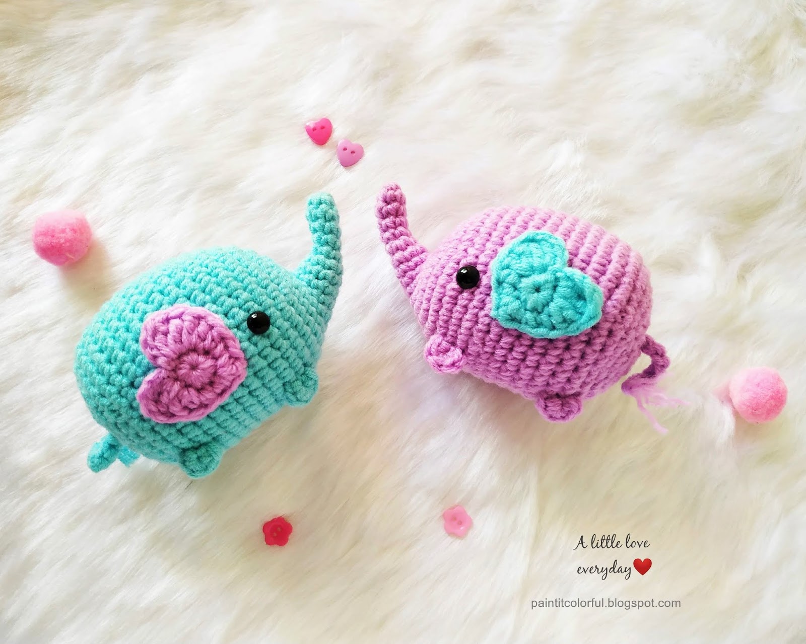 Amigurumi frog pattern - A little love everyday!