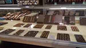أفضل محلات بيع الشوكولاتة في جدة - احلى محل حلويات بجدة