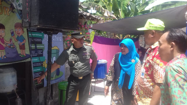 Danramil 20 Cawas Dampingi Team Penilai Desa Ramah Lingkungan