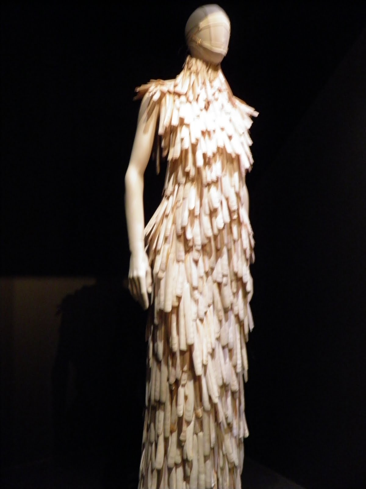 Styleesa's Closet: Alexander McQueen Savage Beauty Exhibit New York