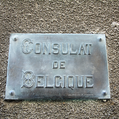 The (abandoned) Belgium Consulate. The (abandoned) Belgium Consulate.