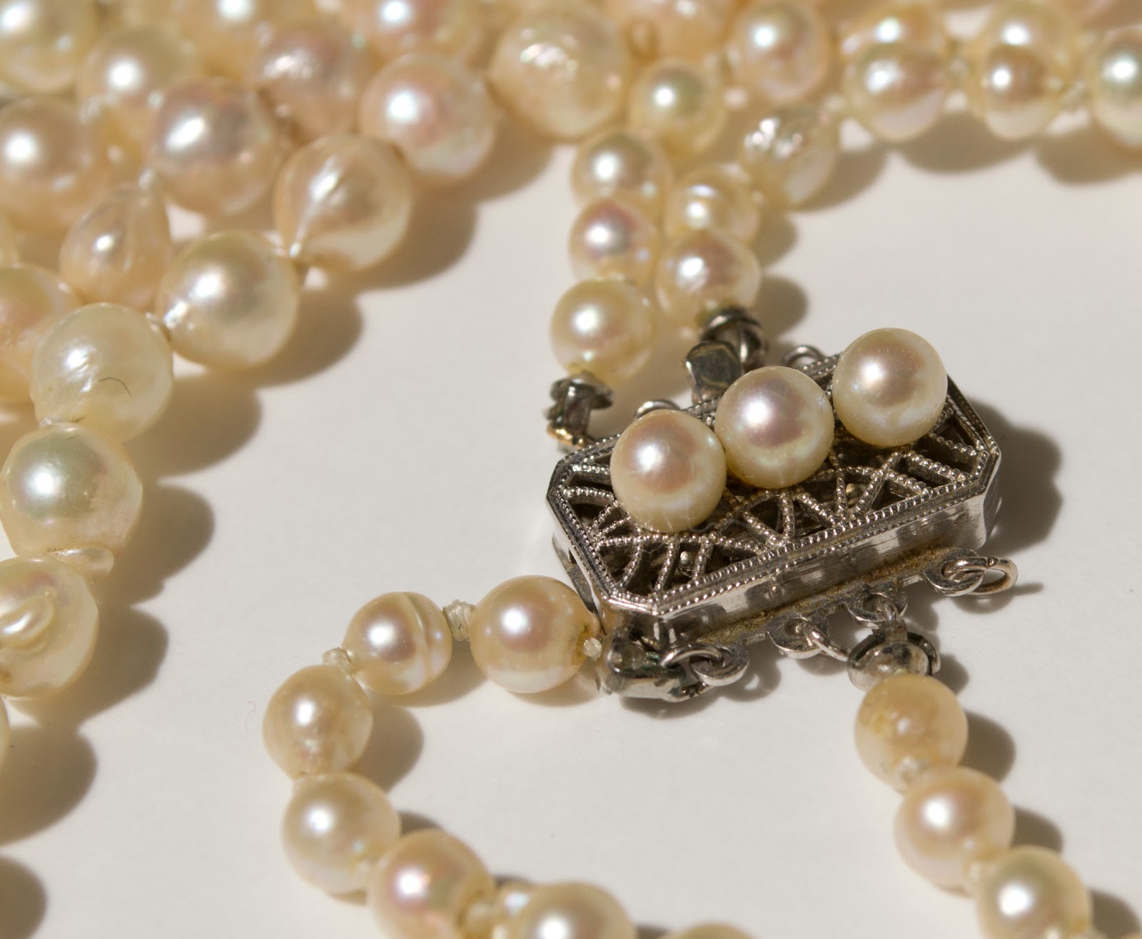 Adrienne's Heirlooms for Appraisal Vintage Cultured Pearl Necklace