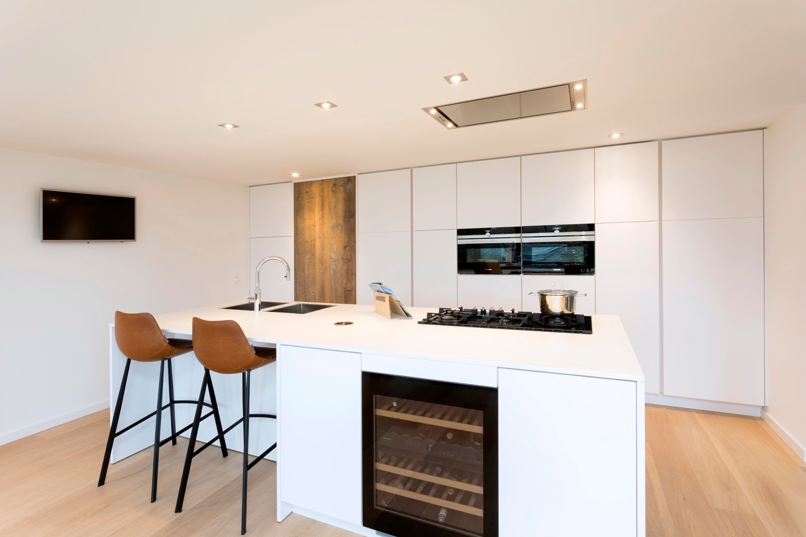 Bestuiven optie Elektronisch Keukens De Jong interieurinrichting - Arendonk | De Grote Keukengids