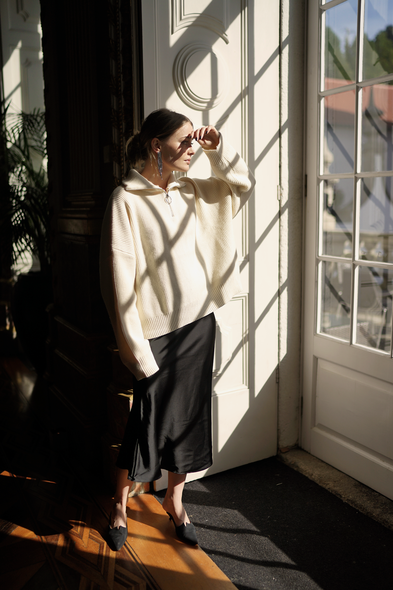 90s KNIT JUMPER & SATIN SKIRT | PORTO