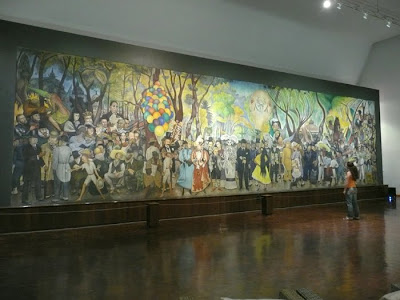 http://1.bp.blogspot.com/-86QureP2h8s/TfJm6EIUIkI/AAAAAAAABtk/u4eQp0o0hBo/s400/068b-mexico-df-murales-museo-mural-diego-rivera-sueno-de-una-tarde-de-domingo-en-la-alameda-central.jpg