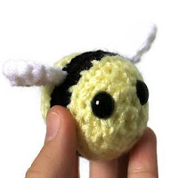 PATRON ABEJA AMIGURUMI 9895