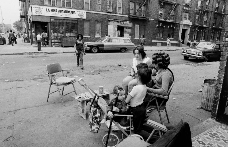 Everyday Life of Brownsville, Brooklyn in the Early 1970s Through