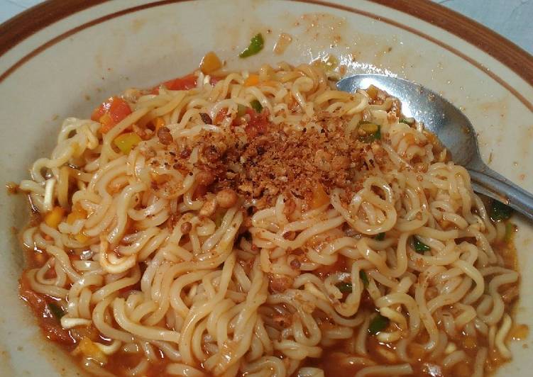 ILMU BERBAGI ILMU: Memasak Mie Instan