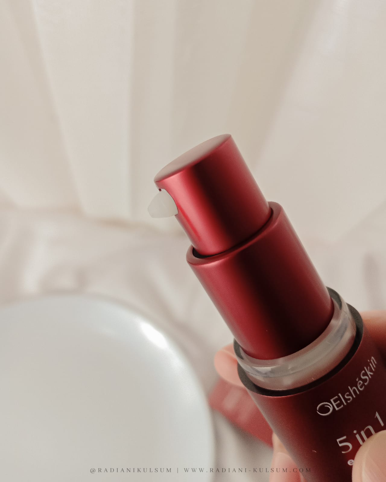 ElsheSkin 5 in 1 Eyessential Night Serum, Eye Serum yang Bantu Pudarkan