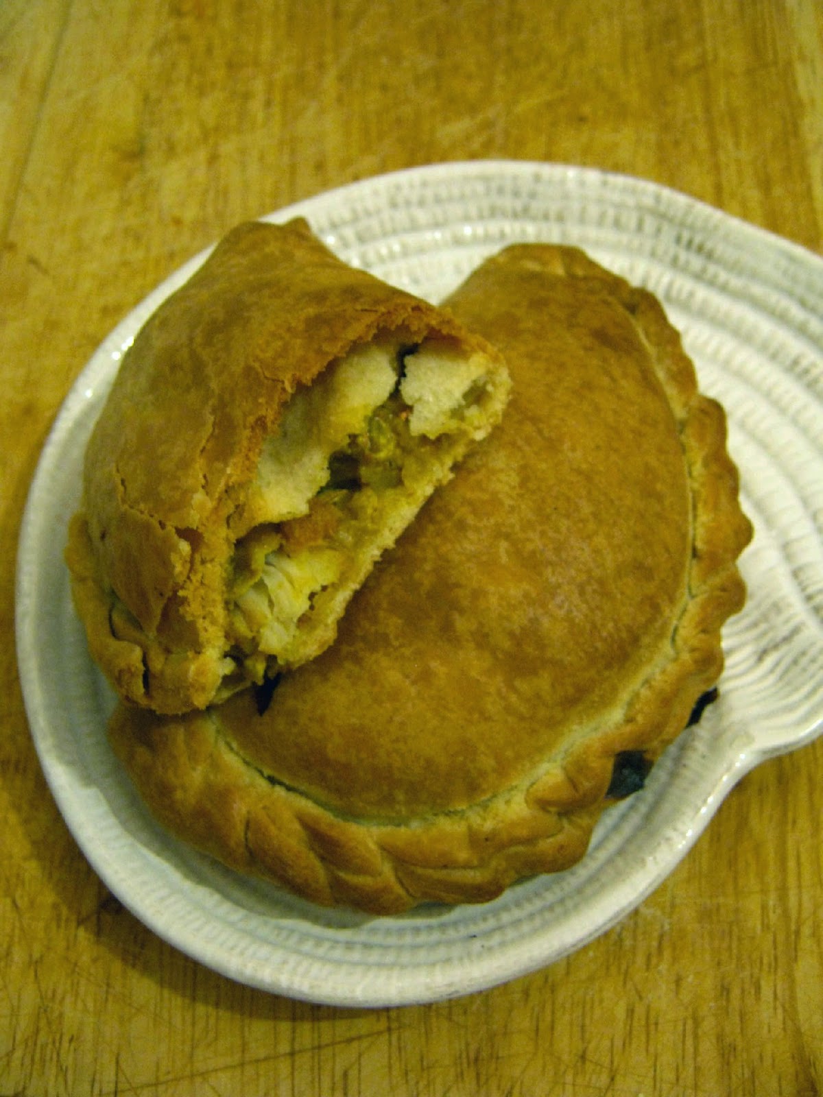 In My's kitchen Curried smoked haddock pasties Chaussons de haddock