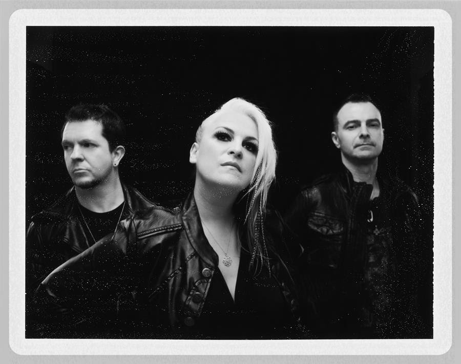 Shadowqueen share video for new single "Ruin Me"