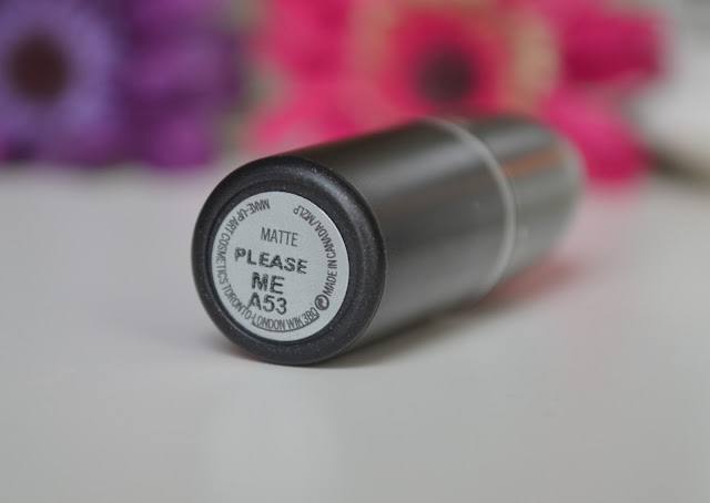 photo of Mac Please Me Lipstick label