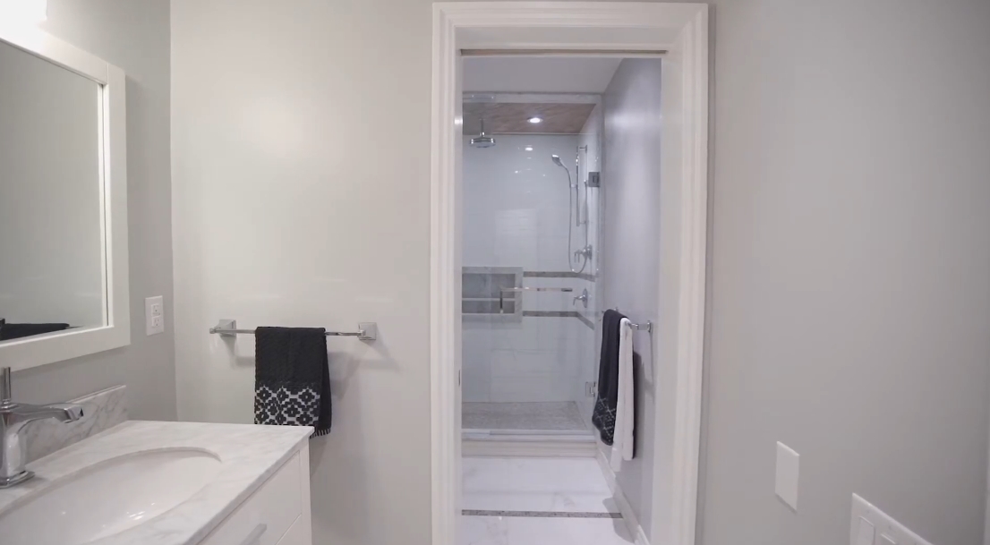 Tour 35 Marlborough Ave, Toronto vs. 26 Interior Design Photos