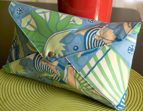 Poopy Bag Clutch Tutorial Poopy Bag Clutch Tutorial