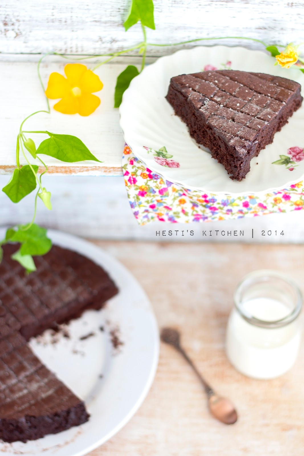 HESTI'S KITCHEN yummy for your tummy Chocolate Pudding Cake (Gluten