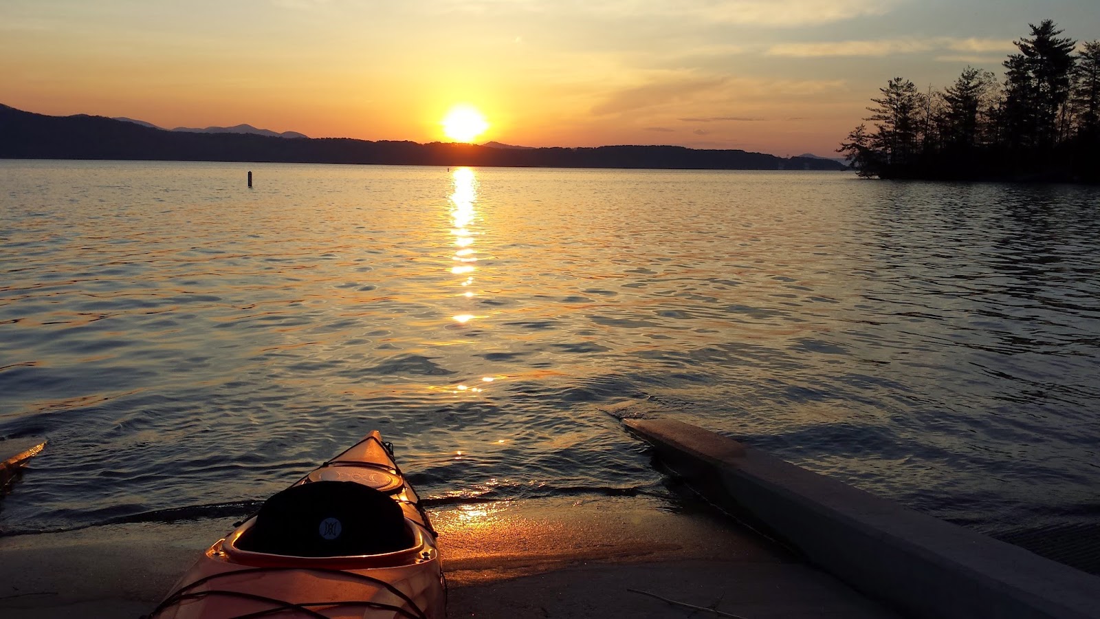 T. Rex Trails Lakes Keowee & Jocassee Paddling
