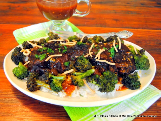 Slow Cooker Asian Broccoli and Beef at Miz Helen's Country Cottage