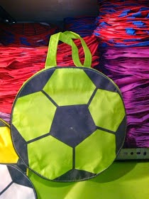 souvenir tas ultah anak model bola souvenir tas ultah anak model bola